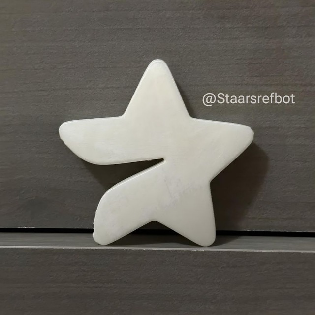 Аватар Telegram-бота «Stars Реферальный бот» (@Staarsrefbot)
